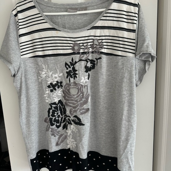 Tops - Chicos shirt